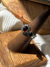 Load image into Gallery viewer, Enigmatic Duo Garnet-Onyx,Size 6.5/7.5