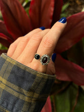 Load image into Gallery viewer, Enigmatic Duo Garnet-Onyx,Size 6.5/7.5
