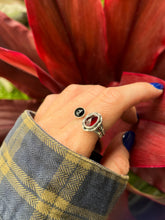 Load image into Gallery viewer, Enigmatic Duo Garnet-Onyx,Size 6.5/7.5