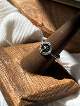 Load image into Gallery viewer, Enchanted Compass, Size 7.5