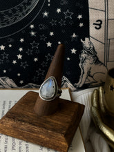 Load image into Gallery viewer, Lunar Glow Moonstone, Size 8.75