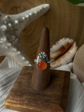 Load image into Gallery viewer, Carnelian x Hibiscus size 7
