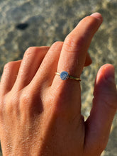 Load image into Gallery viewer, Two Tone Hibiscus Ring