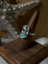 Load image into Gallery viewer, Turtle Bay x Aquamarine Size 7.5
